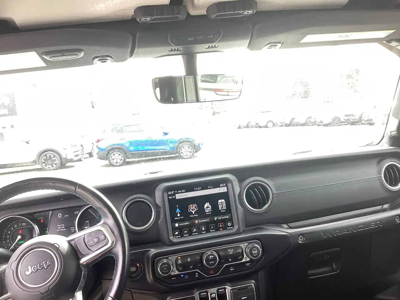 Jeep Wrangler снимка Jeep Wrangler