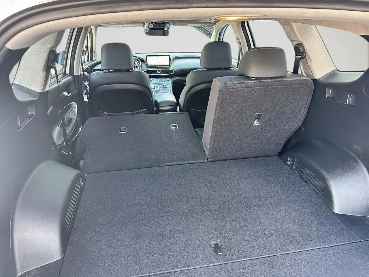 Hyundai SANTA FE снимка Hyundai SANTA FE