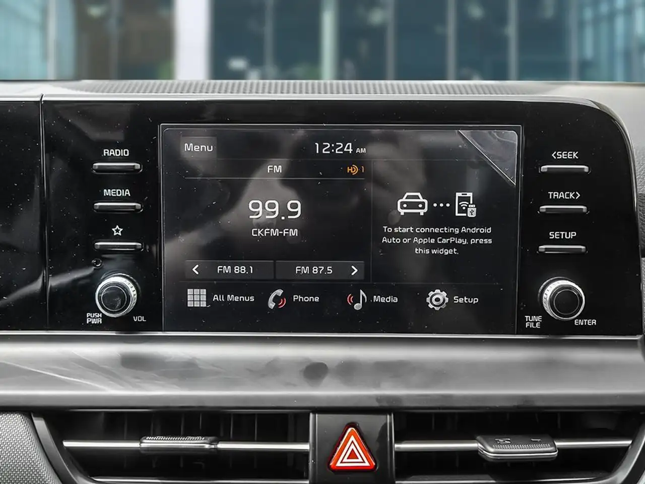 Kia Seltos снимка Kia Seltos