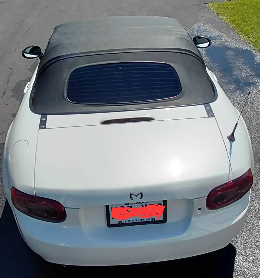 Mazda MX-5 Miata снимка Mazda MX-5 Miata