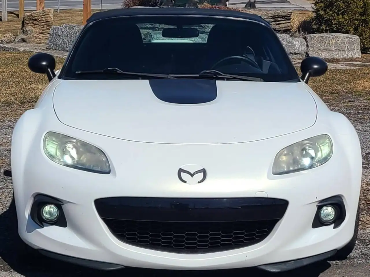 Mazda MX-5 Miata снимка Mazda MX-5 Miata