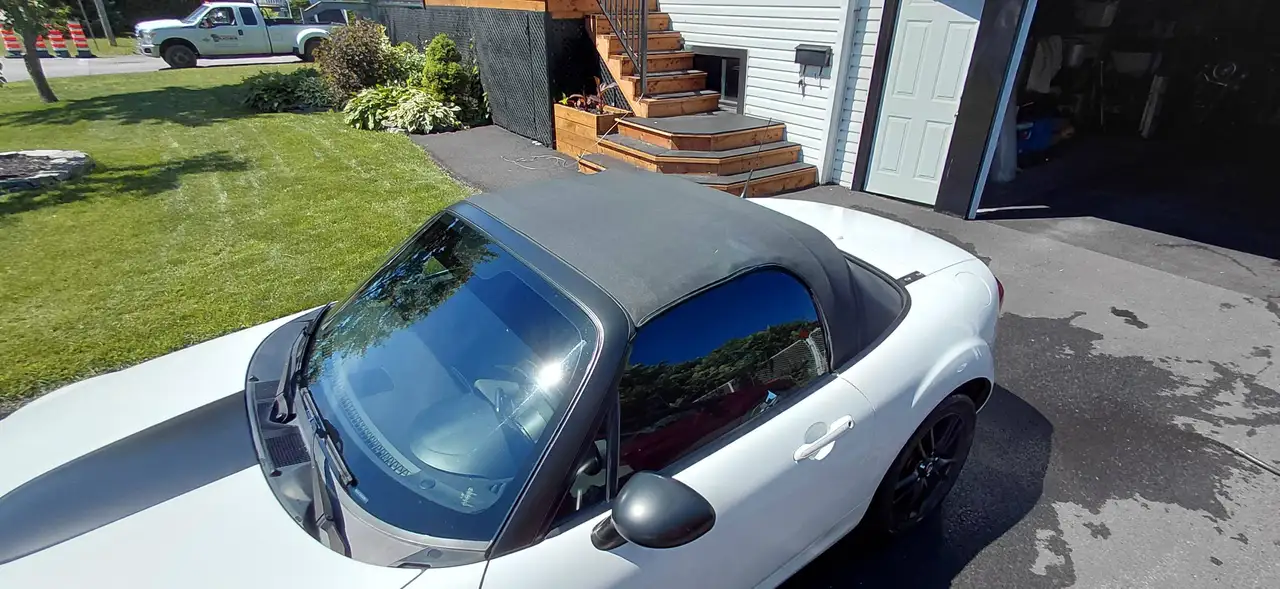 Mazda MX-5 Miata снимка Mazda MX-5 Miata