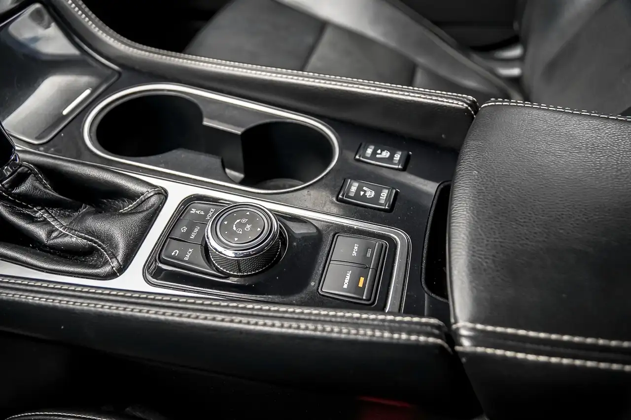 Nissan Maxima fotografie Nissan Maxima