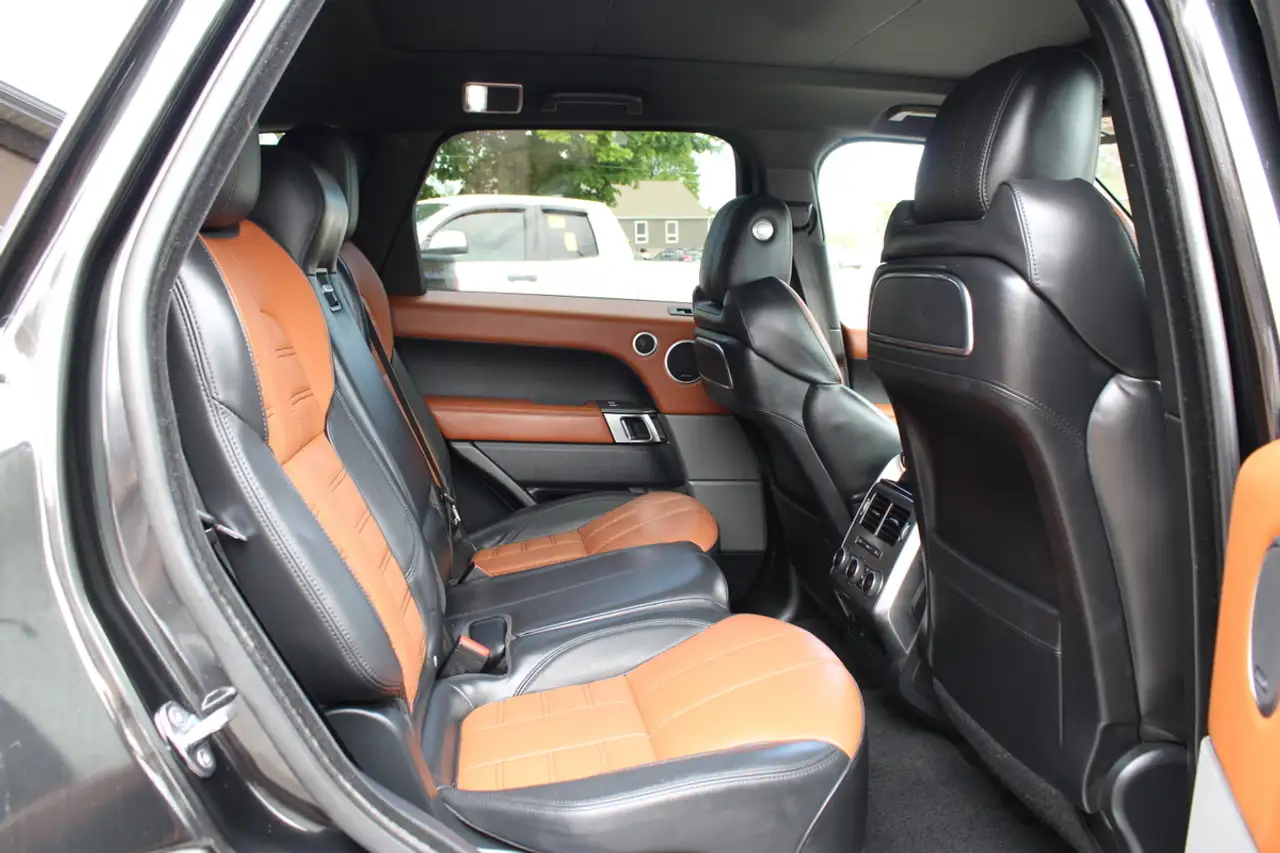 Land Rover Range Rover Sport снимка Land Rover Range Rover Sport