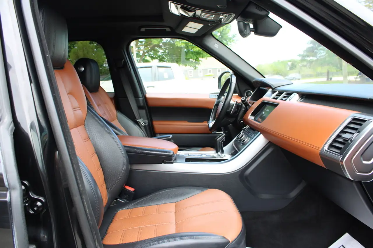 Land Rover Range Rover Sport снимка Land Rover Range Rover Sport