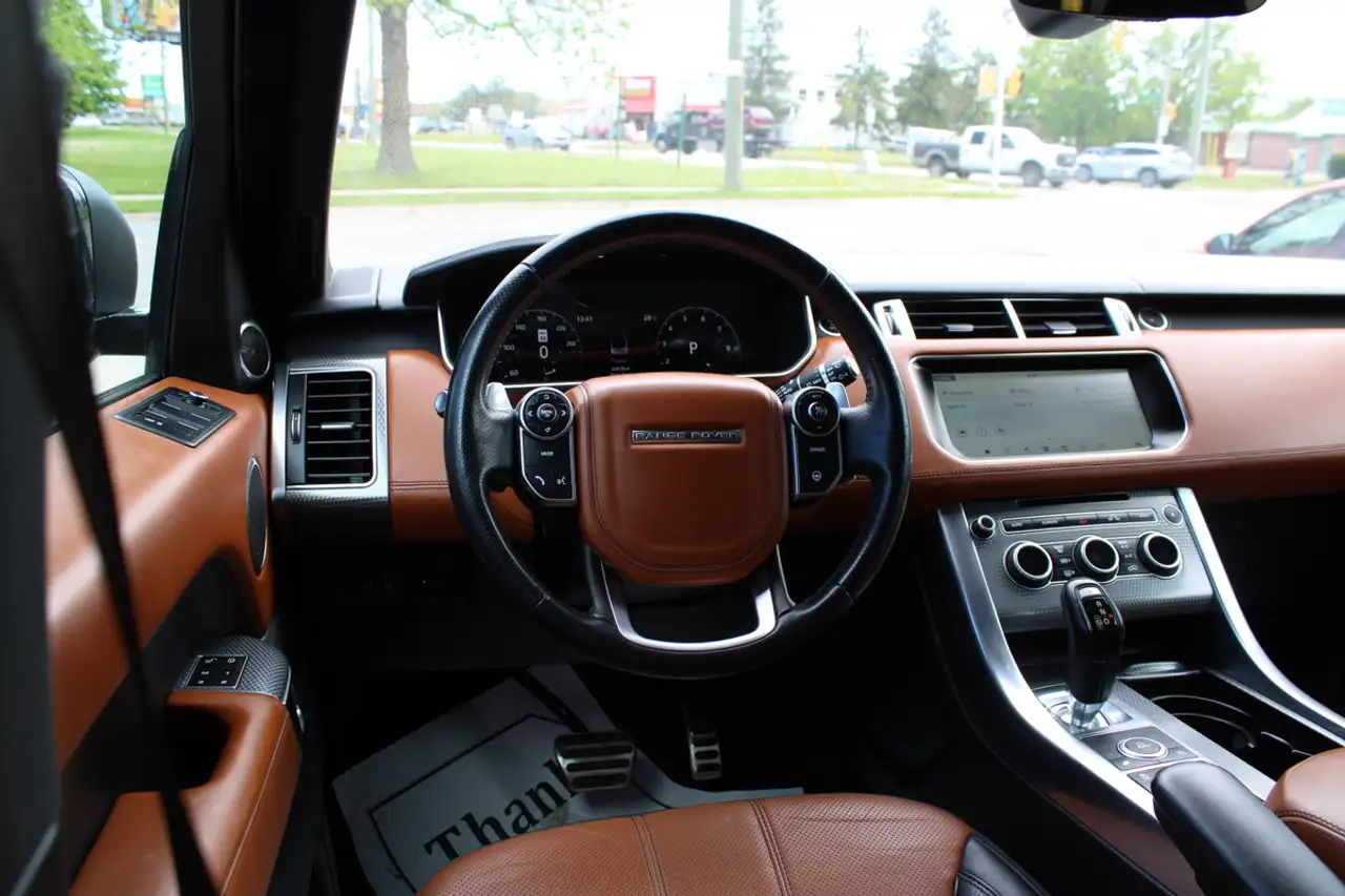 Land Rover Range Rover Sport снимка Land Rover Range Rover Sport