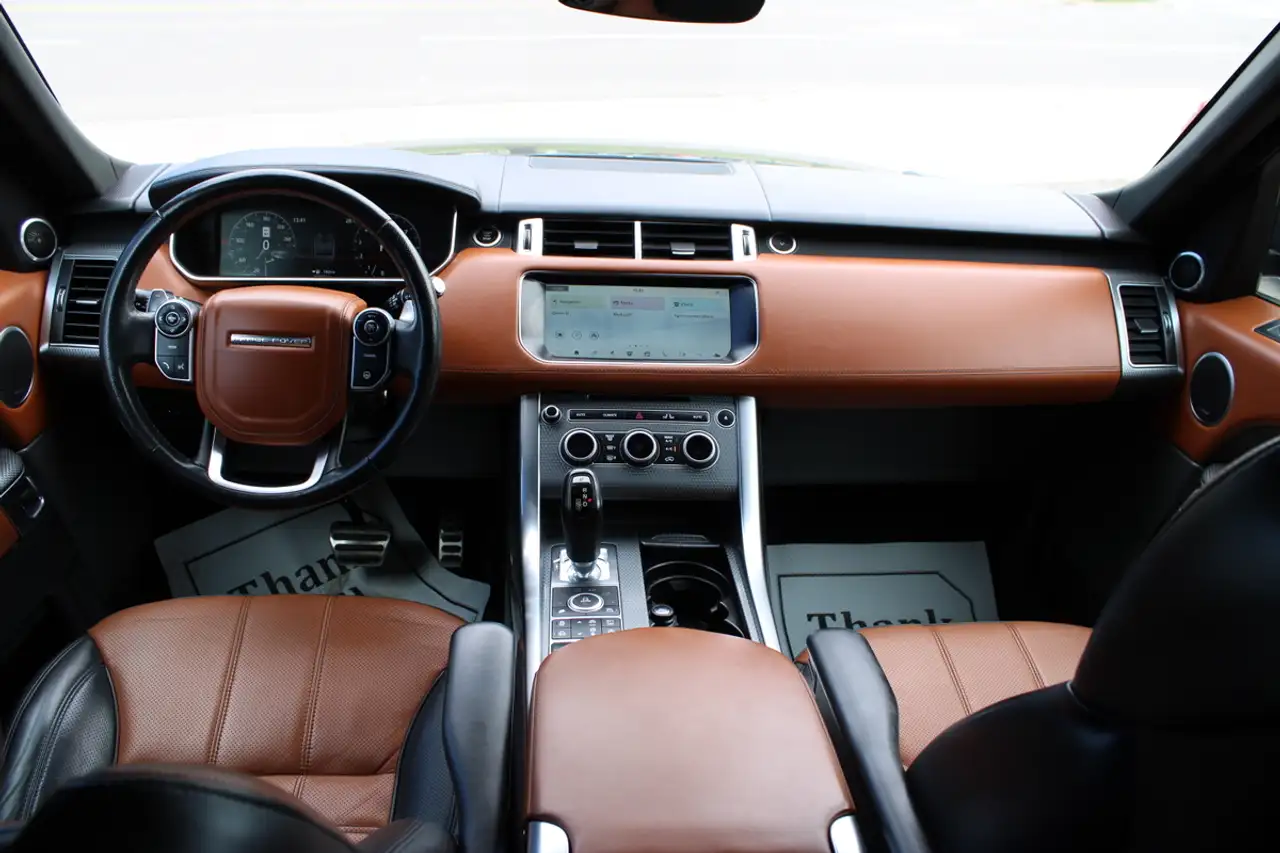 Land Rover Range Rover Sport снимка Land Rover Range Rover Sport