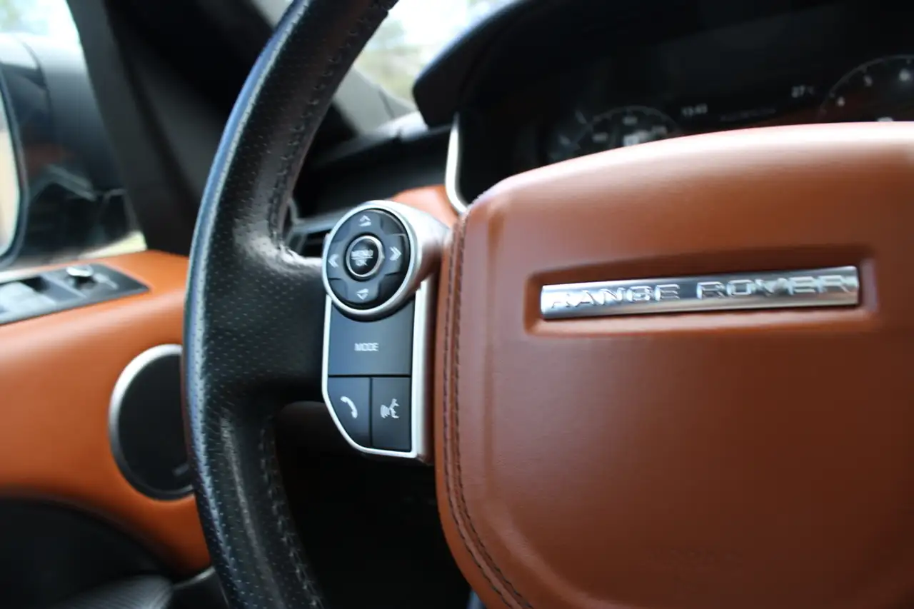 Land Rover Range Rover Sport снимка Land Rover Range Rover Sport