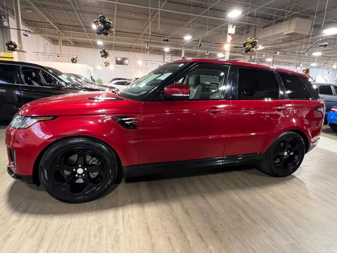 Land Rover Range Rover Sport снимка Land Rover Range Rover Sport