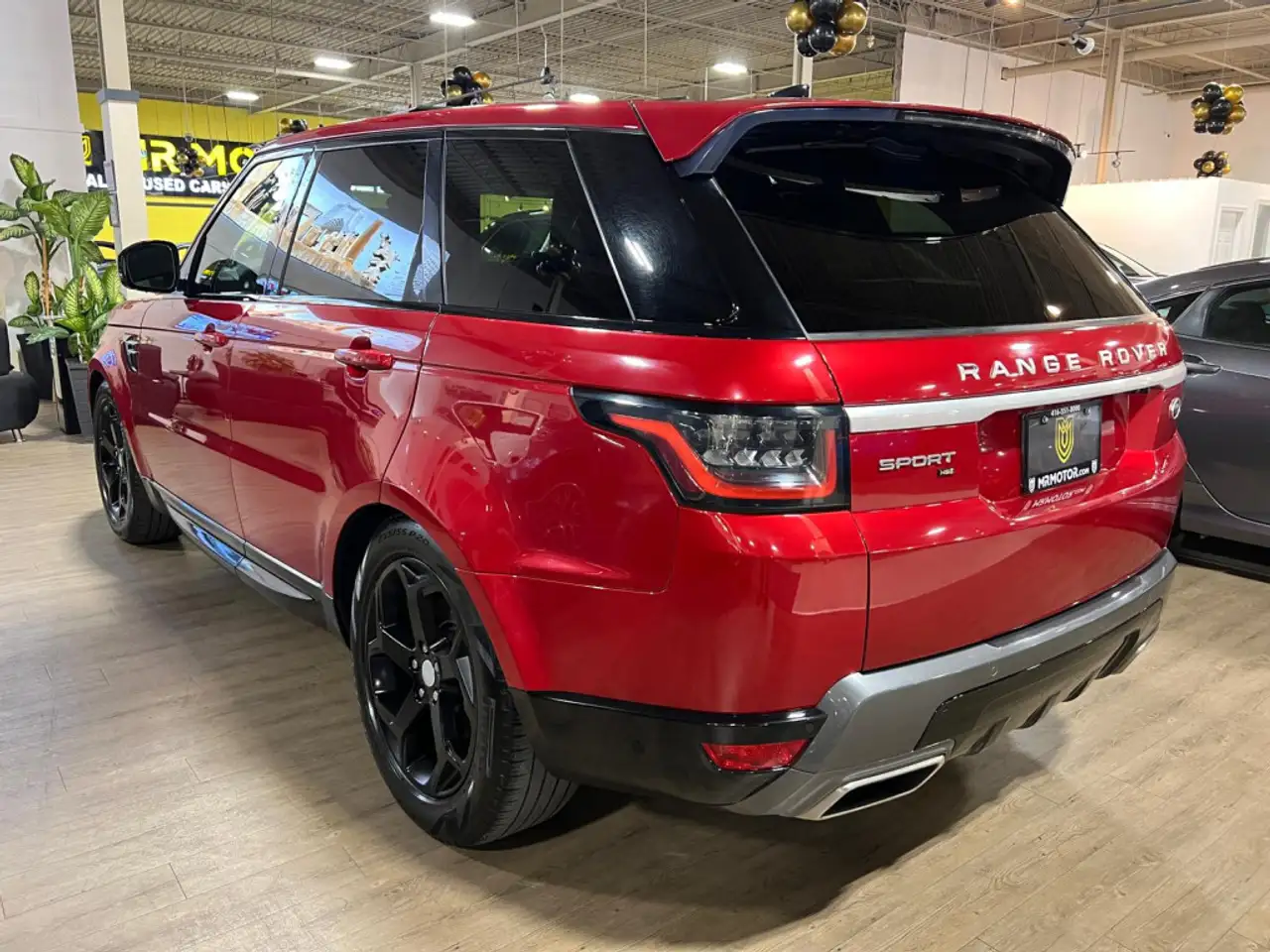 Land Rover Range Rover Sport снимка Land Rover Range Rover Sport