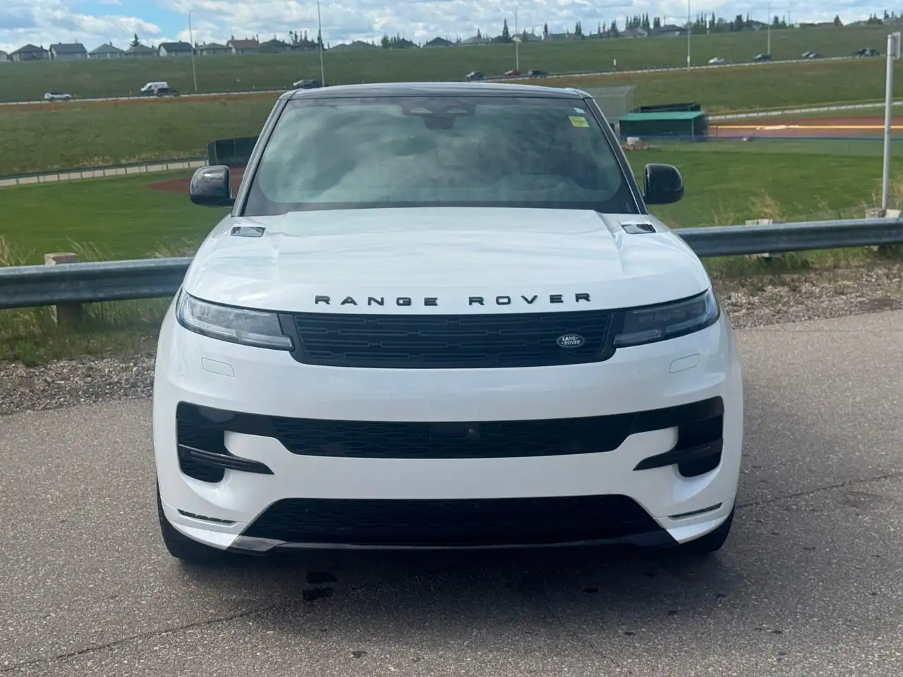 Land Rover Range Rover Sport снимка Land Rover Range Rover Sport
