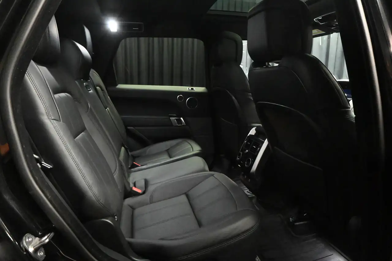 Land Rover Range Rover Sport снимка Land Rover Range Rover Sport