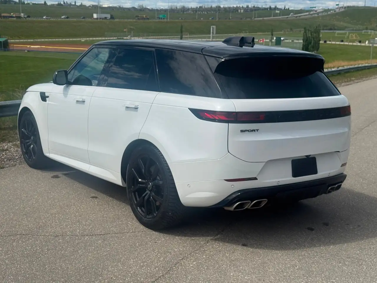 Land Rover Range Rover Sport снимка Land Rover Range Rover Sport