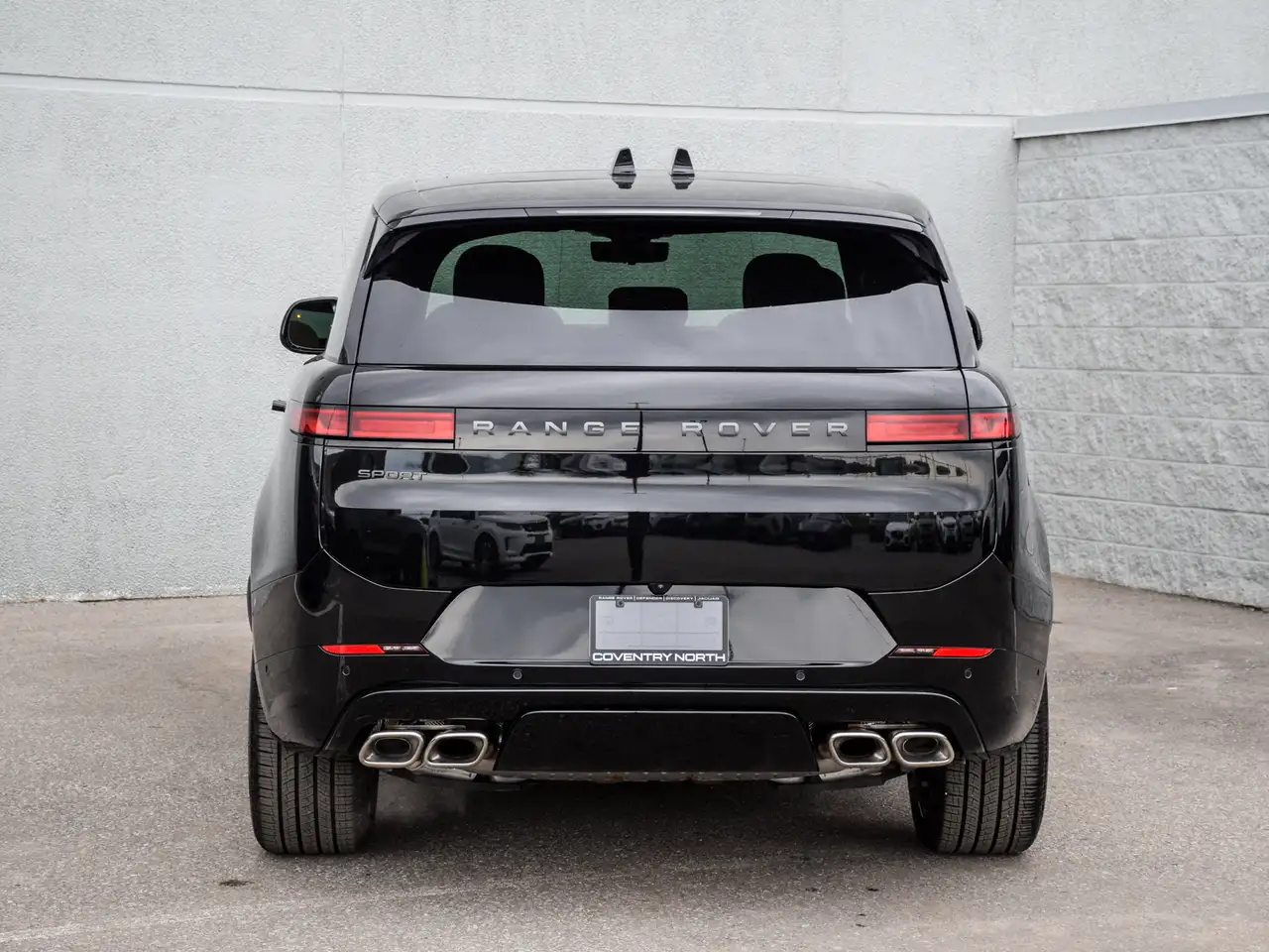 Land Rover Range Rover Sport снимка Land Rover Range Rover Sport