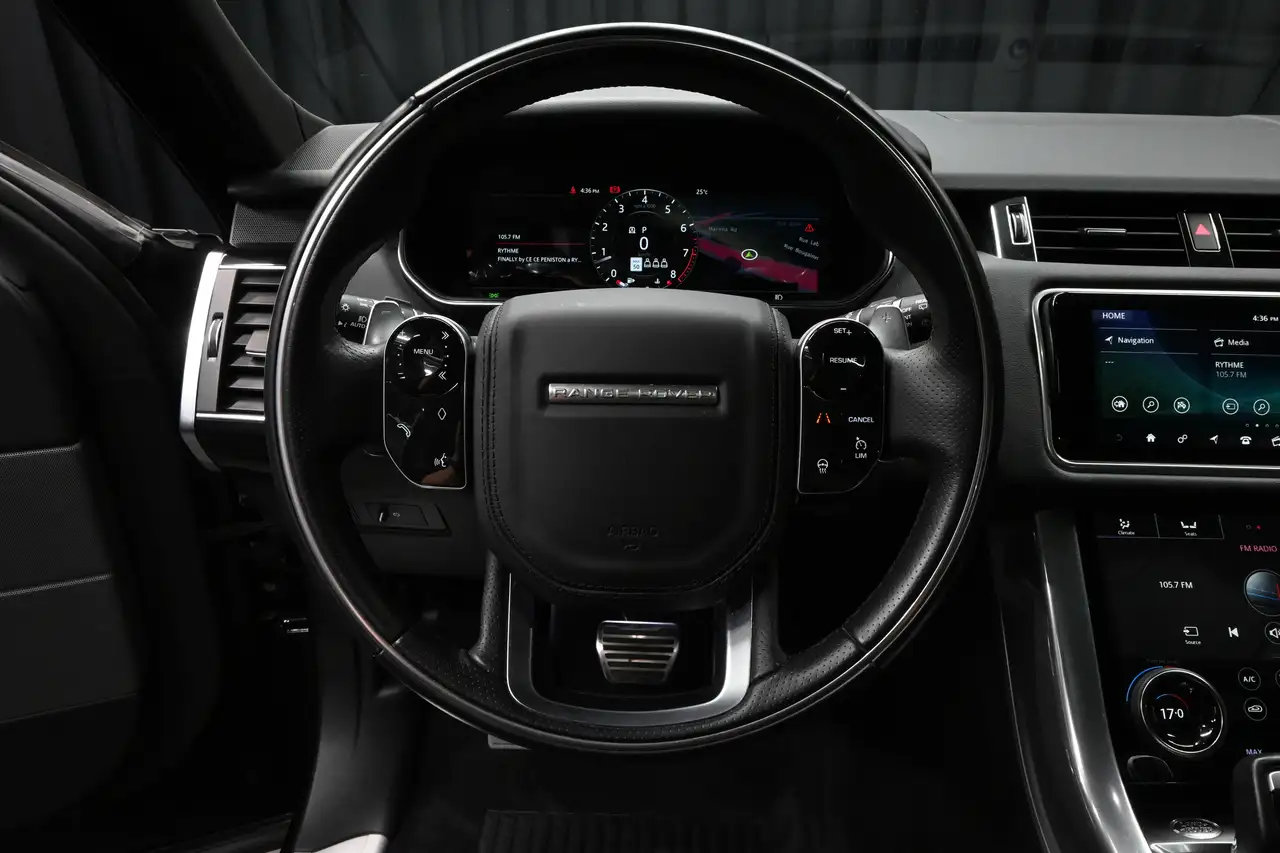 Land Rover Range Rover Sport снимка Land Rover Range Rover Sport