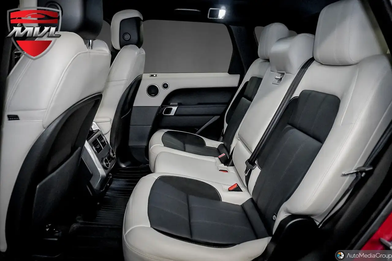 Land Rover Range Rover Sport снимка Land Rover Range Rover Sport