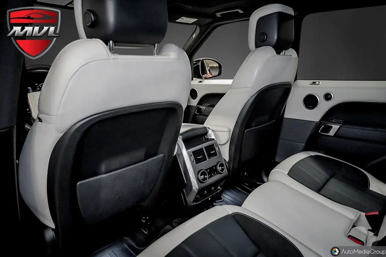 Land Rover Range Rover Sport снимка Land Rover Range Rover Sport