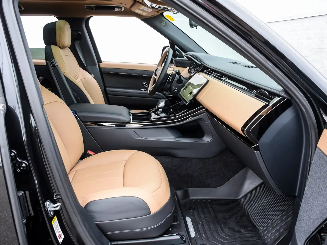 Land Rover Range Rover Sport снимка Land Rover Range Rover Sport