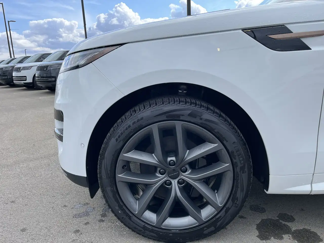 Land Rover Range Rover Sport снимка Land Rover Range Rover Sport