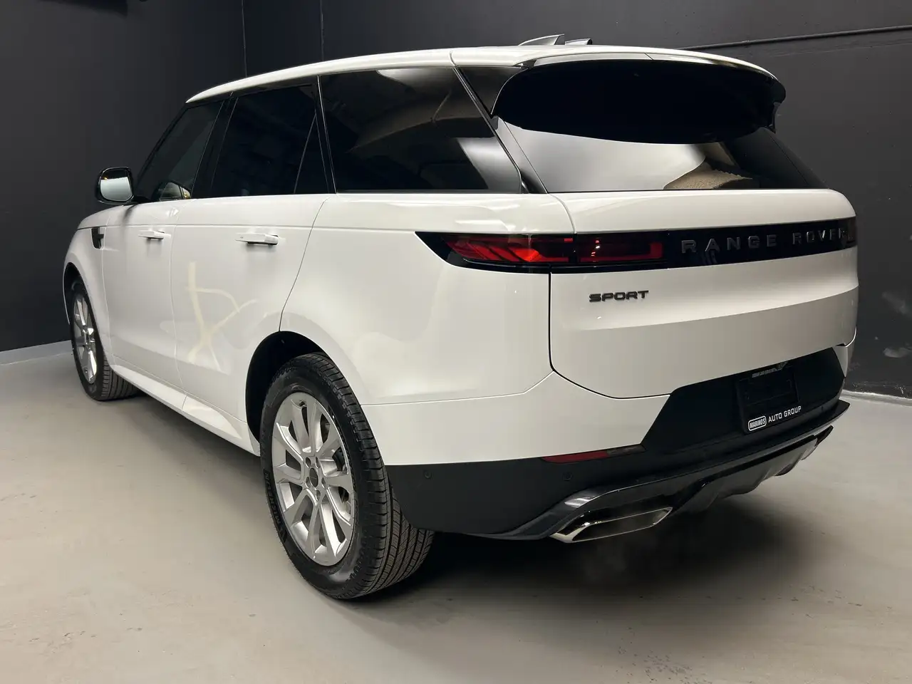 Land Rover Range Rover Sport снимка Land Rover Range Rover Sport