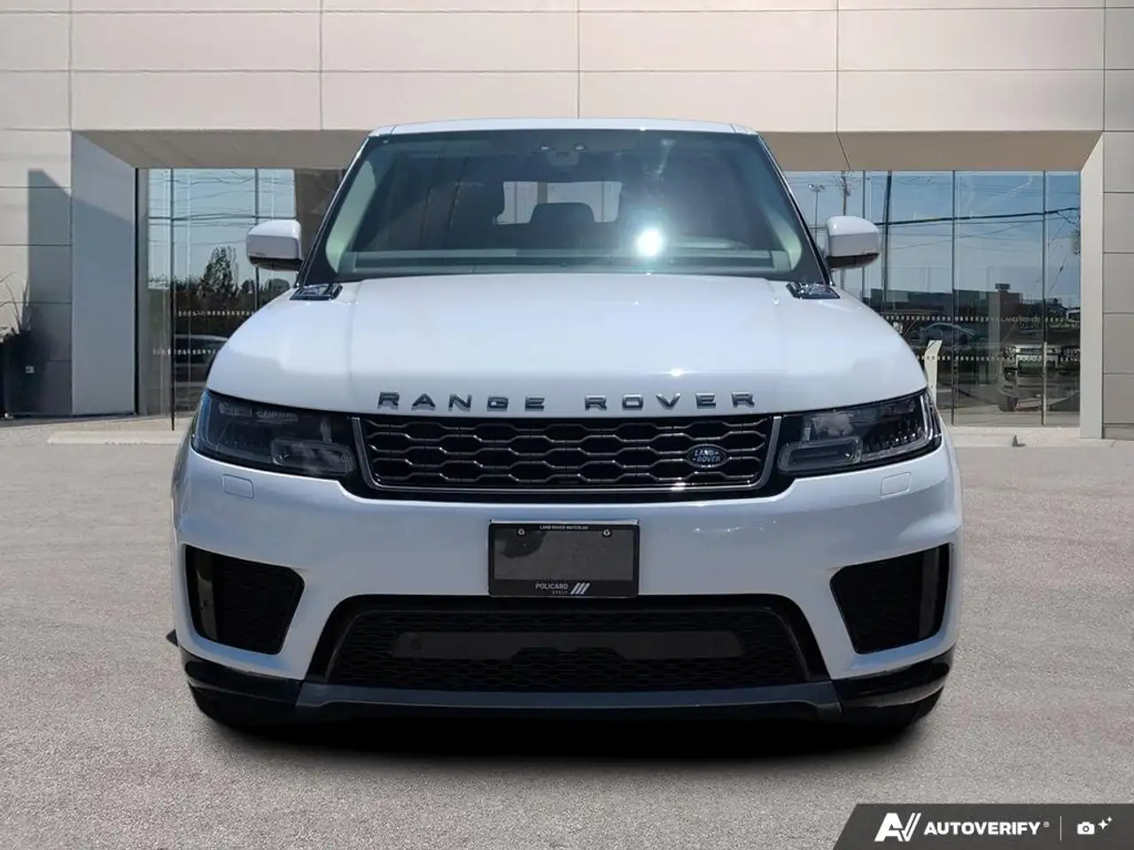 Land Rover Range Rover Sport снимка Land Rover Range Rover Sport