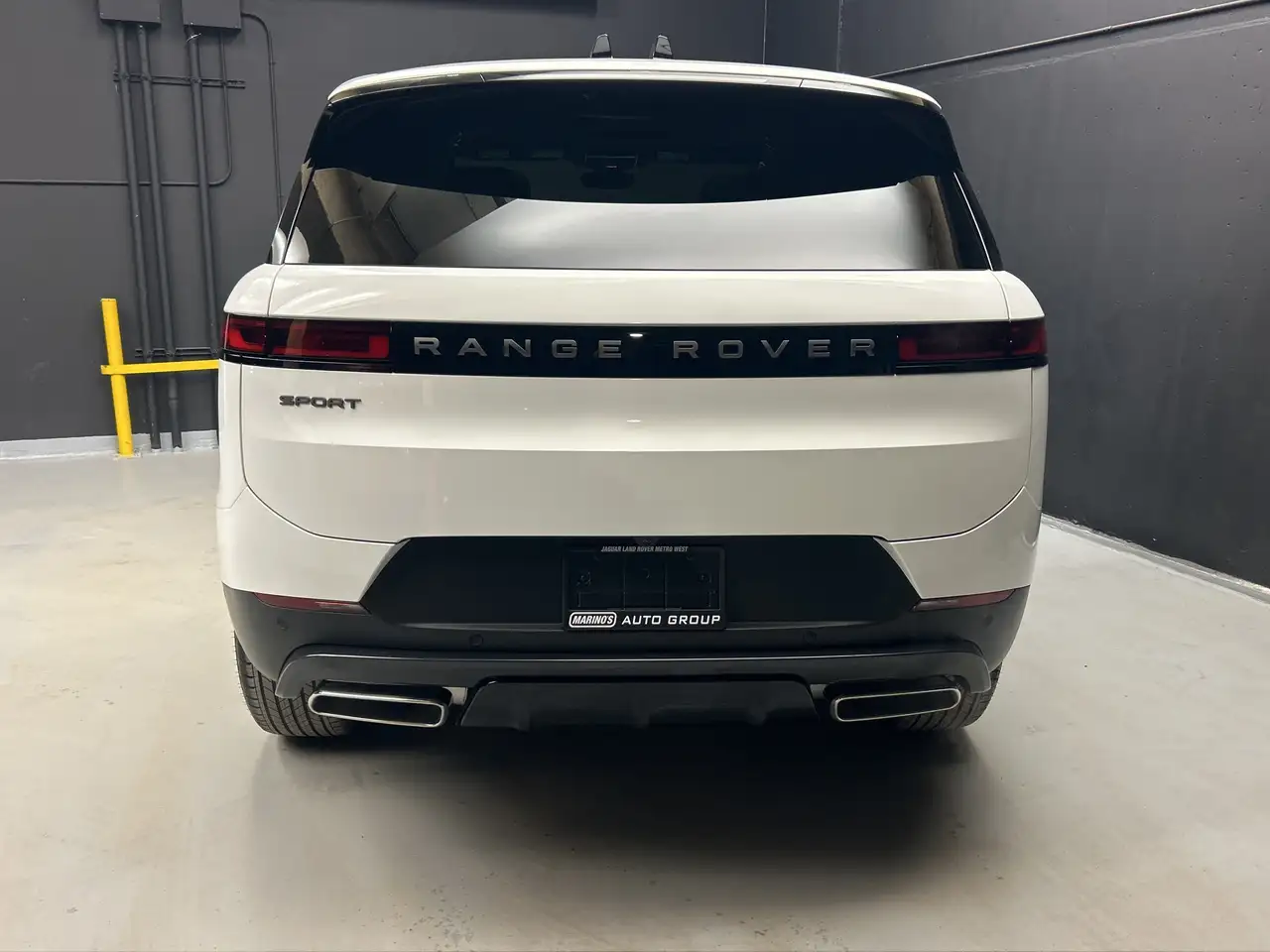Land Rover Range Rover Sport снимка Land Rover Range Rover Sport