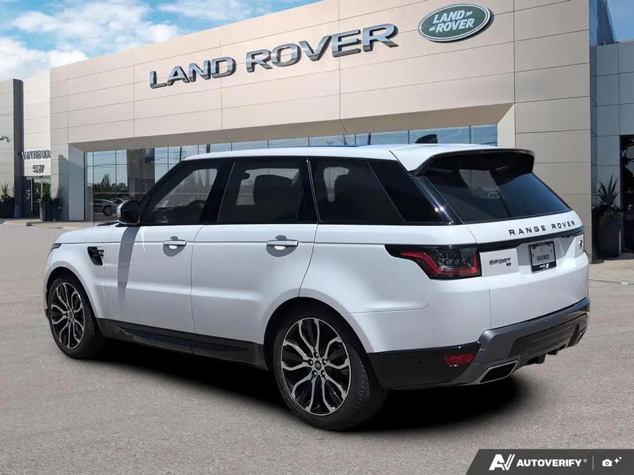 Land Rover Range Rover Sport снимка Land Rover Range Rover Sport