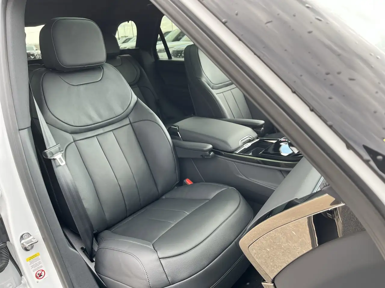 Land Rover Range Rover Sport снимка Land Rover Range Rover Sport