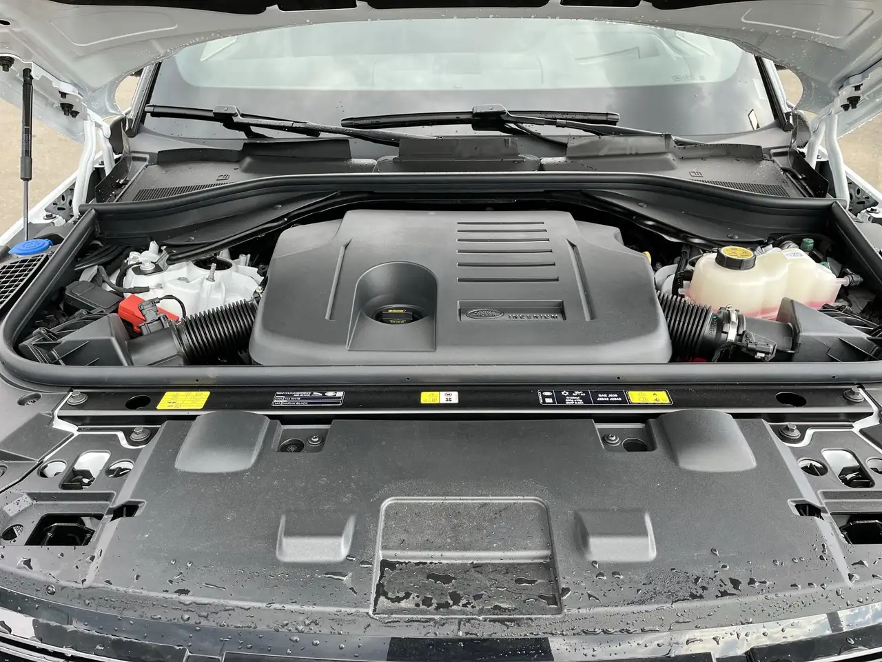 Land Rover Range Rover Sport снимка Land Rover Range Rover Sport