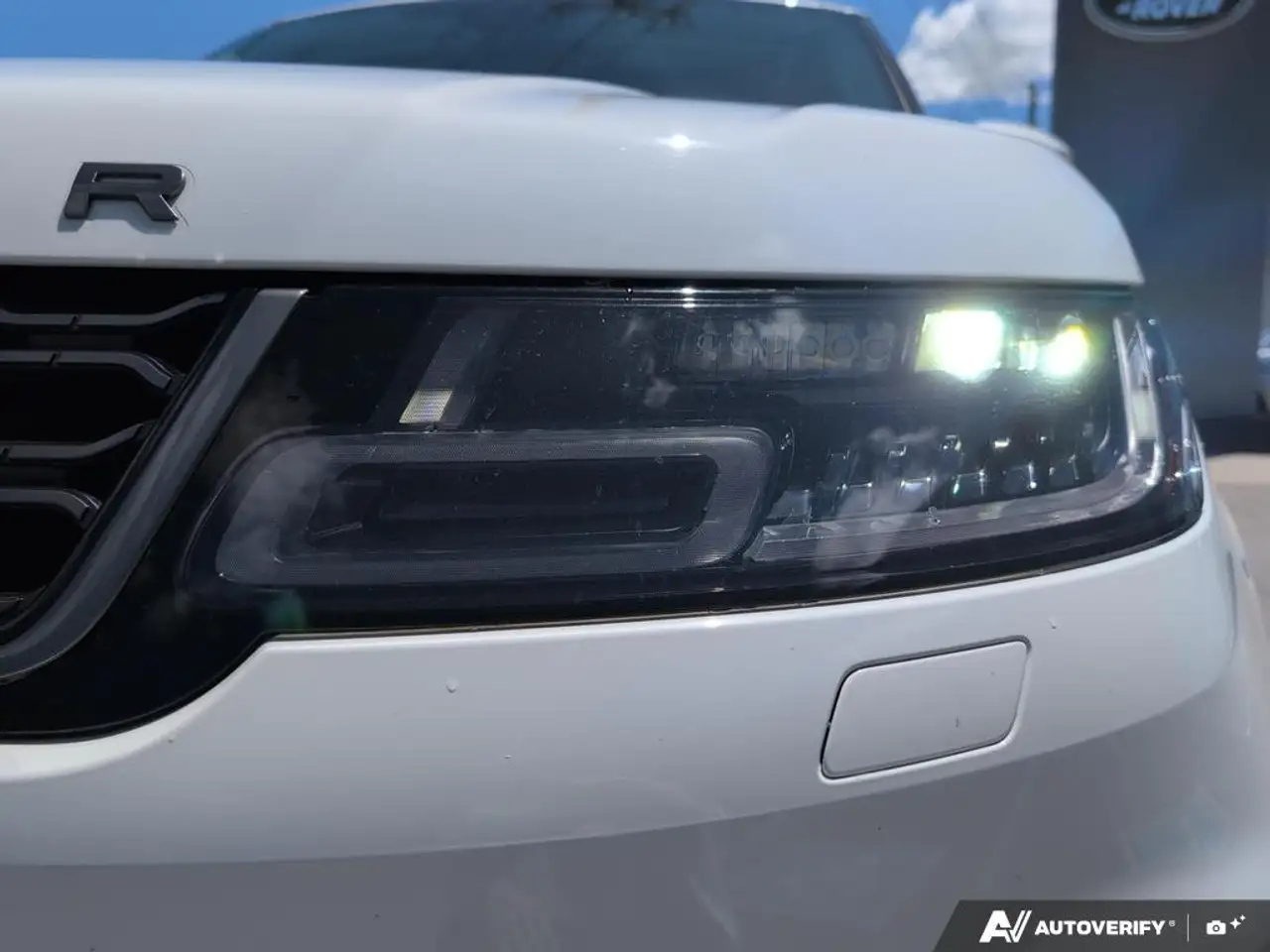 Land Rover Range Rover Sport снимка Land Rover Range Rover Sport