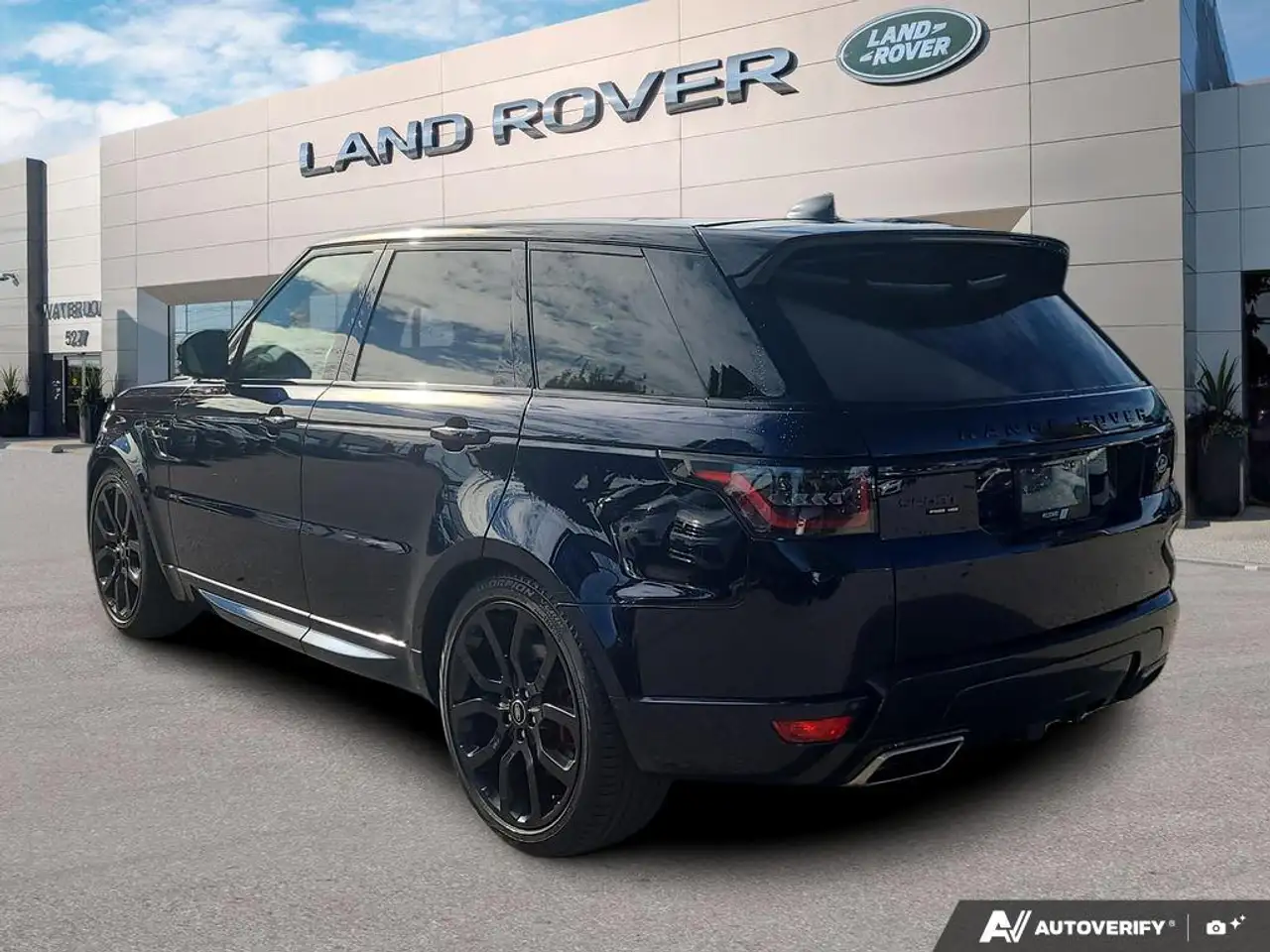 Land Rover Range Rover Sport снимка Land Rover Range Rover Sport
