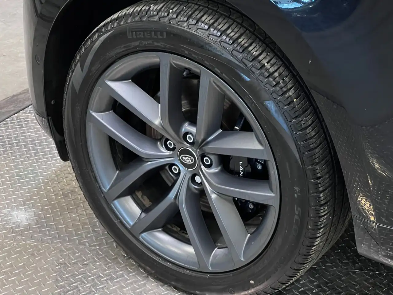 Land Rover Range Rover Sport снимка Land Rover Range Rover Sport