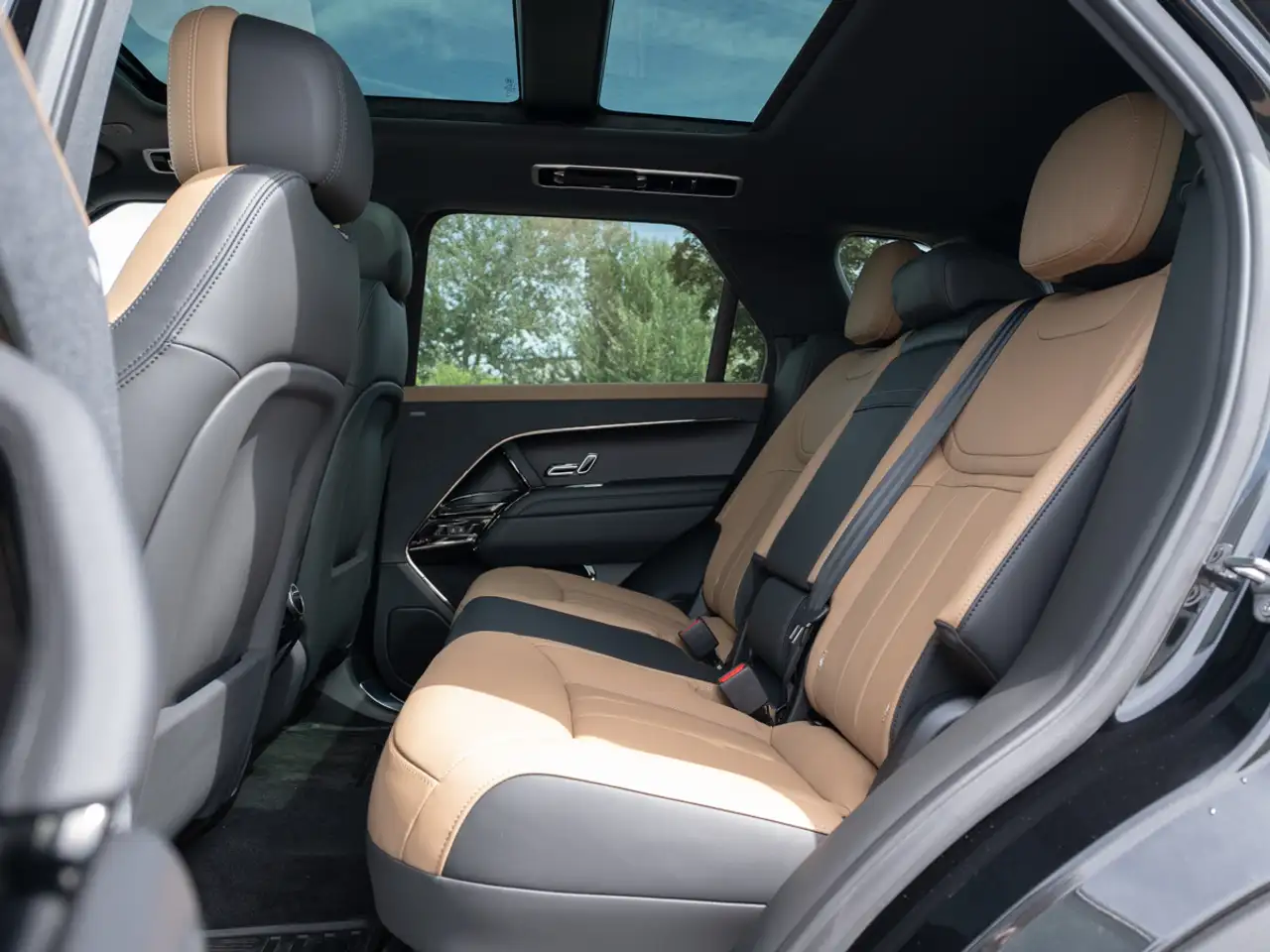 Land Rover Range Rover Sport fotografie Land Rover Range Rover Sport