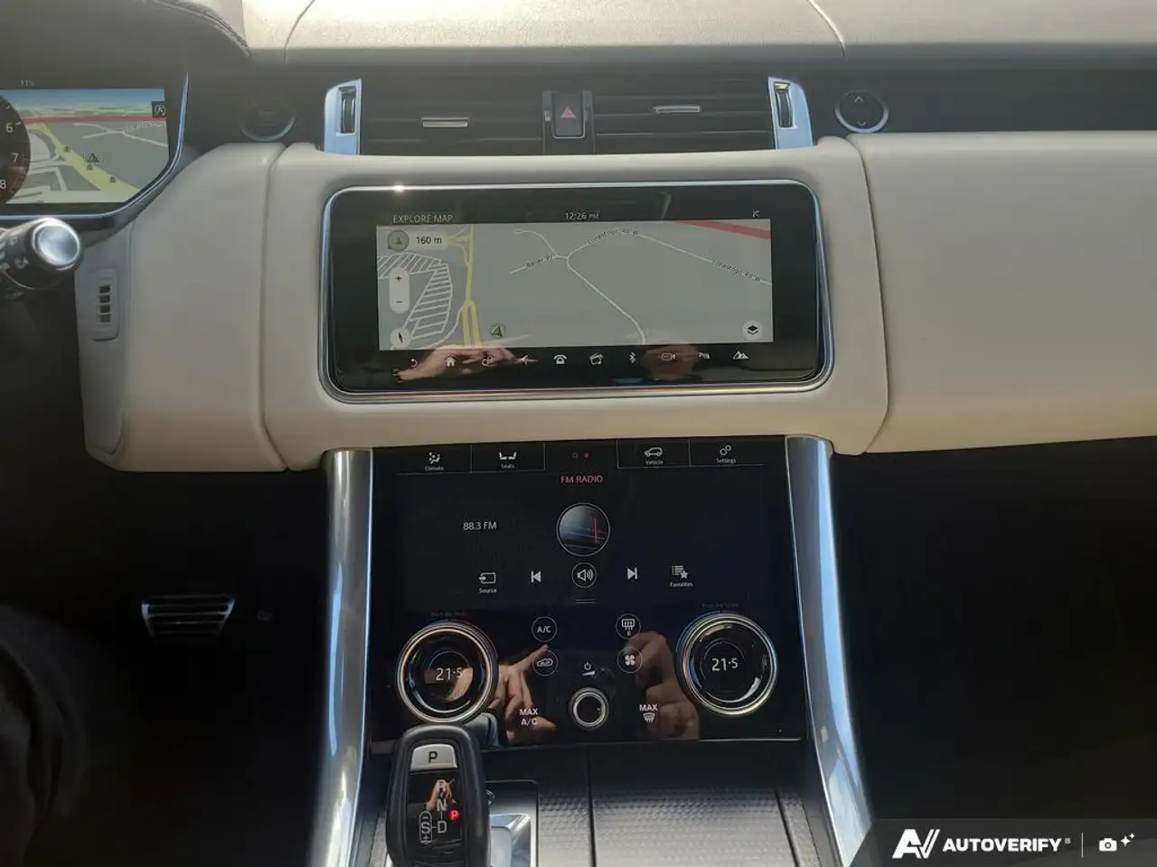 Land Rover Range Rover Sport снимка Land Rover Range Rover Sport