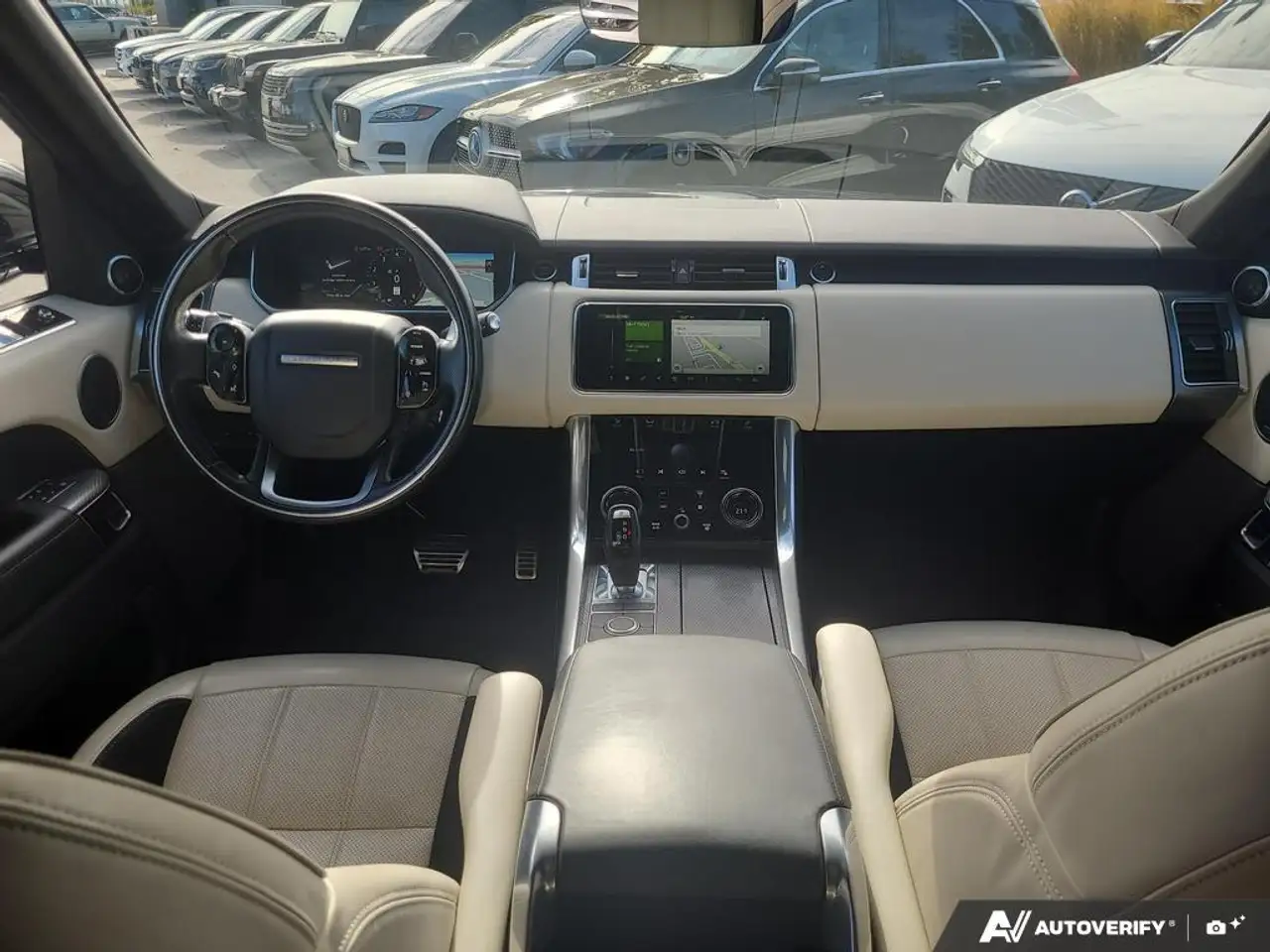 Land Rover Range Rover Sport снимка Land Rover Range Rover Sport