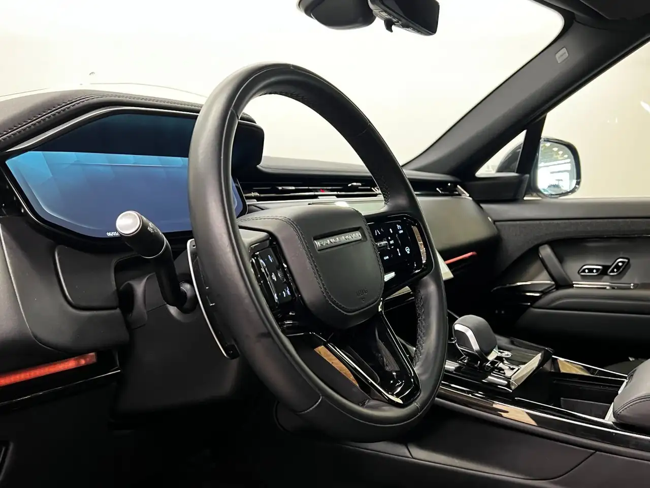 Land Rover Range Rover Sport снимка Land Rover Range Rover Sport
