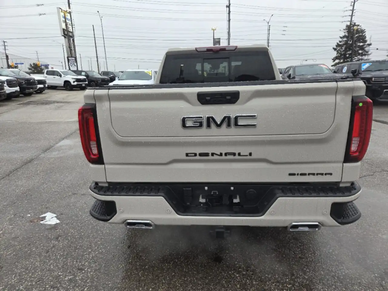 GMC Sierra 1500 снимка GMC Sierra 1500