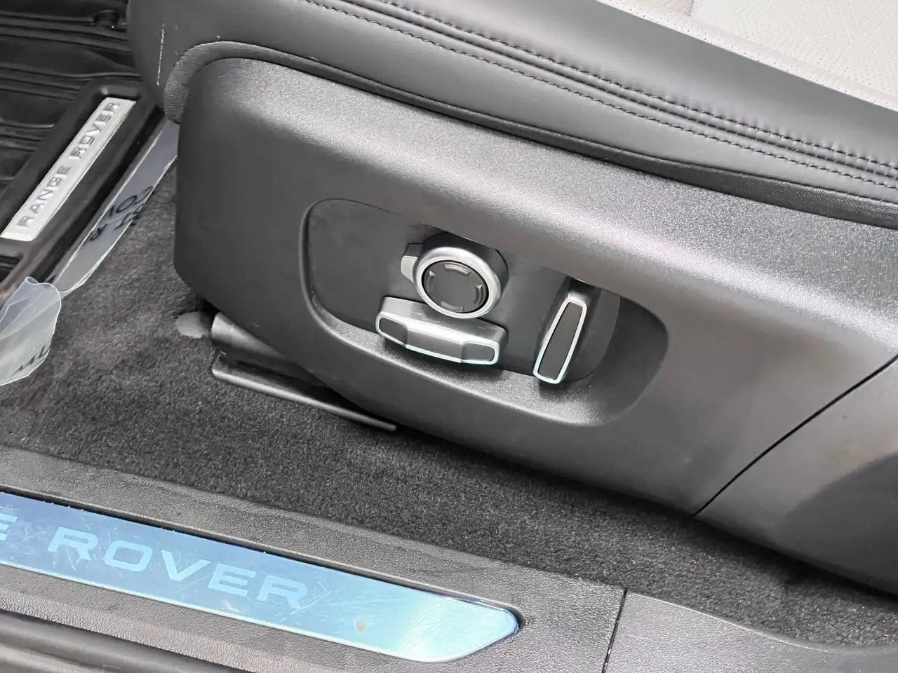 Land Rover Range Rover Evoque снимка Land Rover Range Rover Evoque