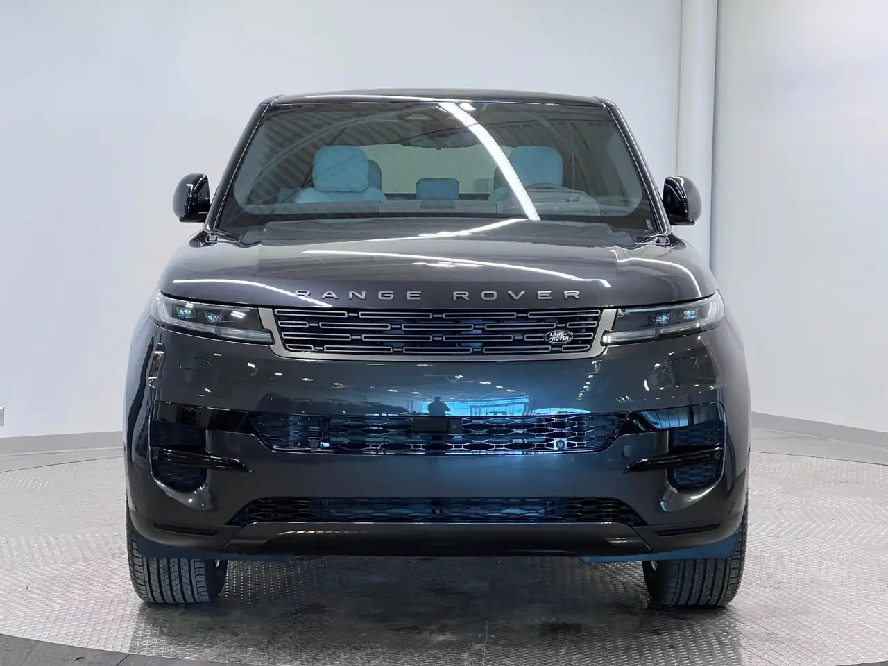 Land Rover Range Rover Sport снимка Land Rover Range Rover Sport