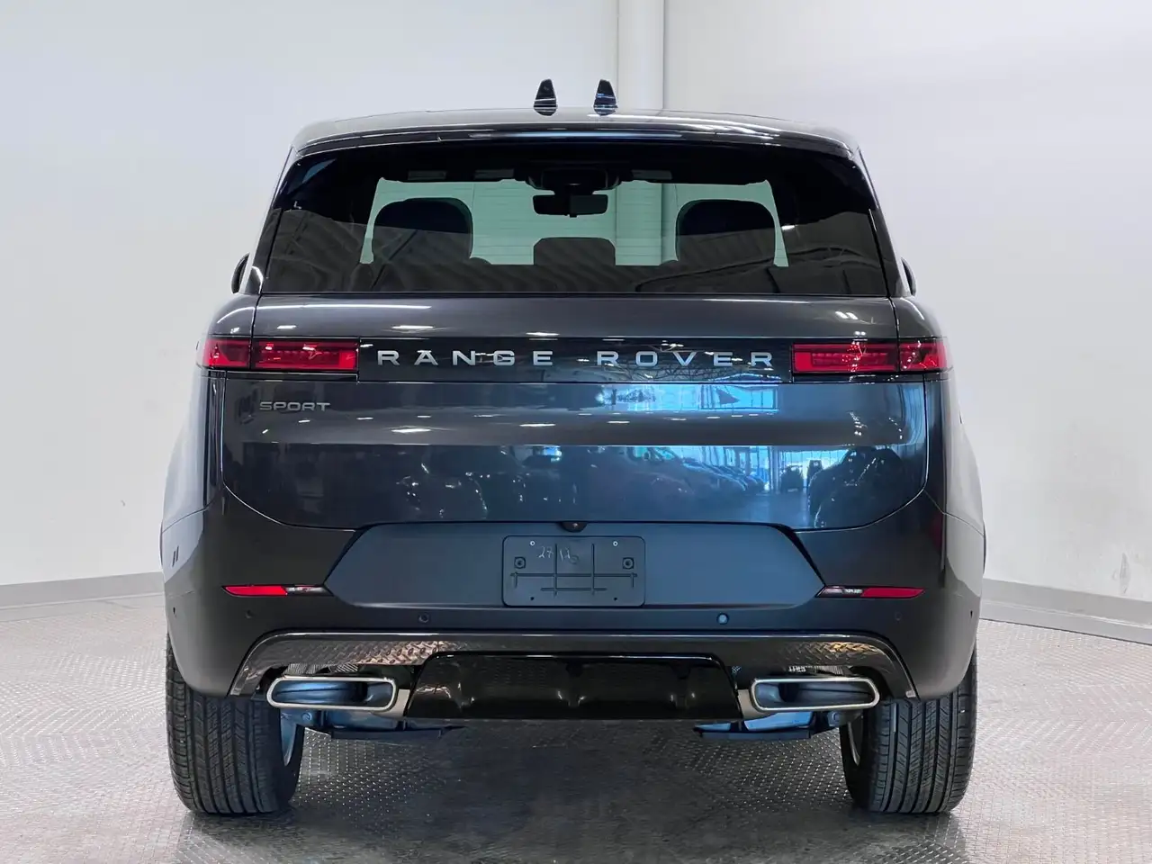 Land Rover Range Rover Sport снимка Land Rover Range Rover Sport