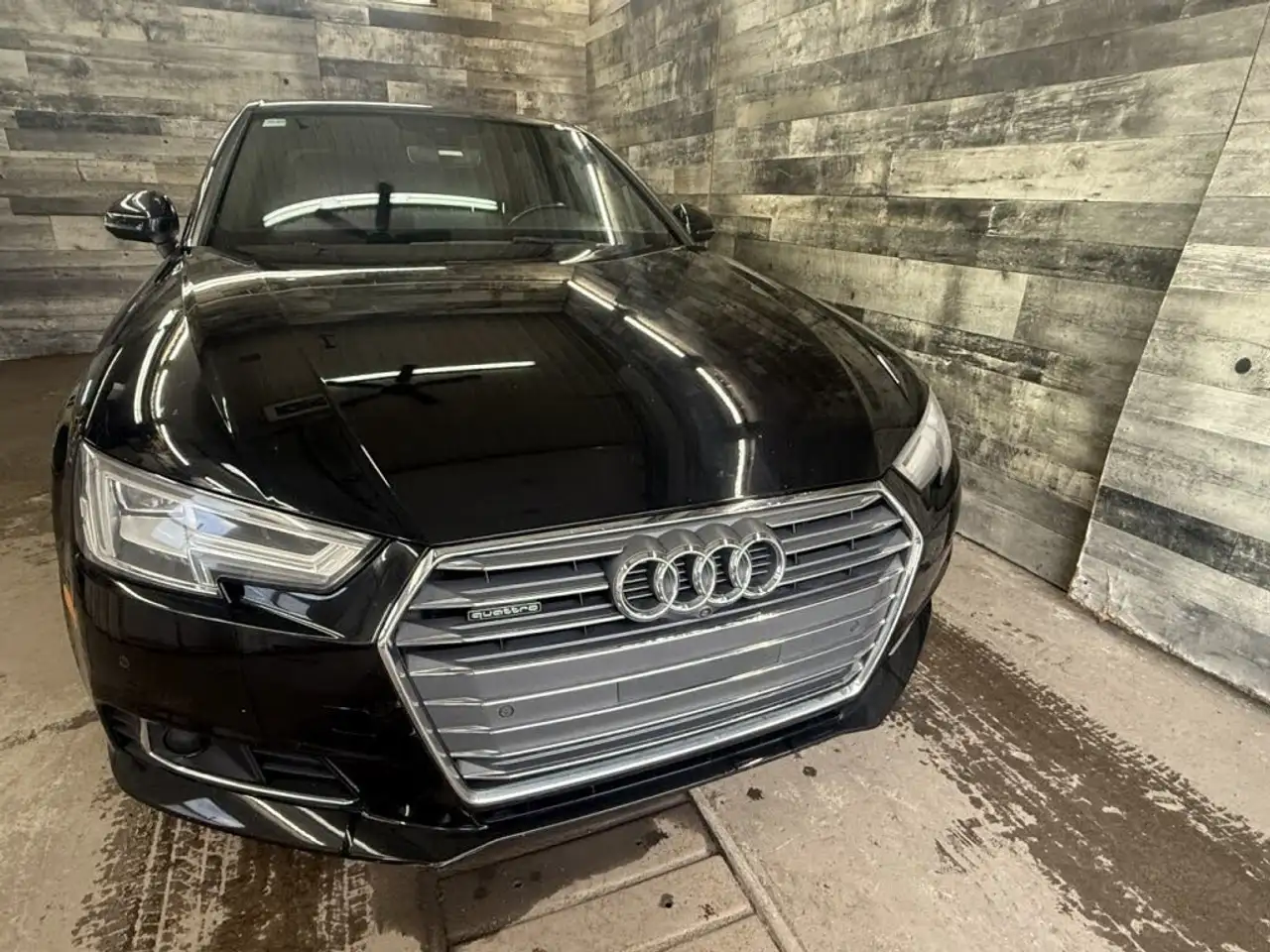 Audi A4 photo Audi A4