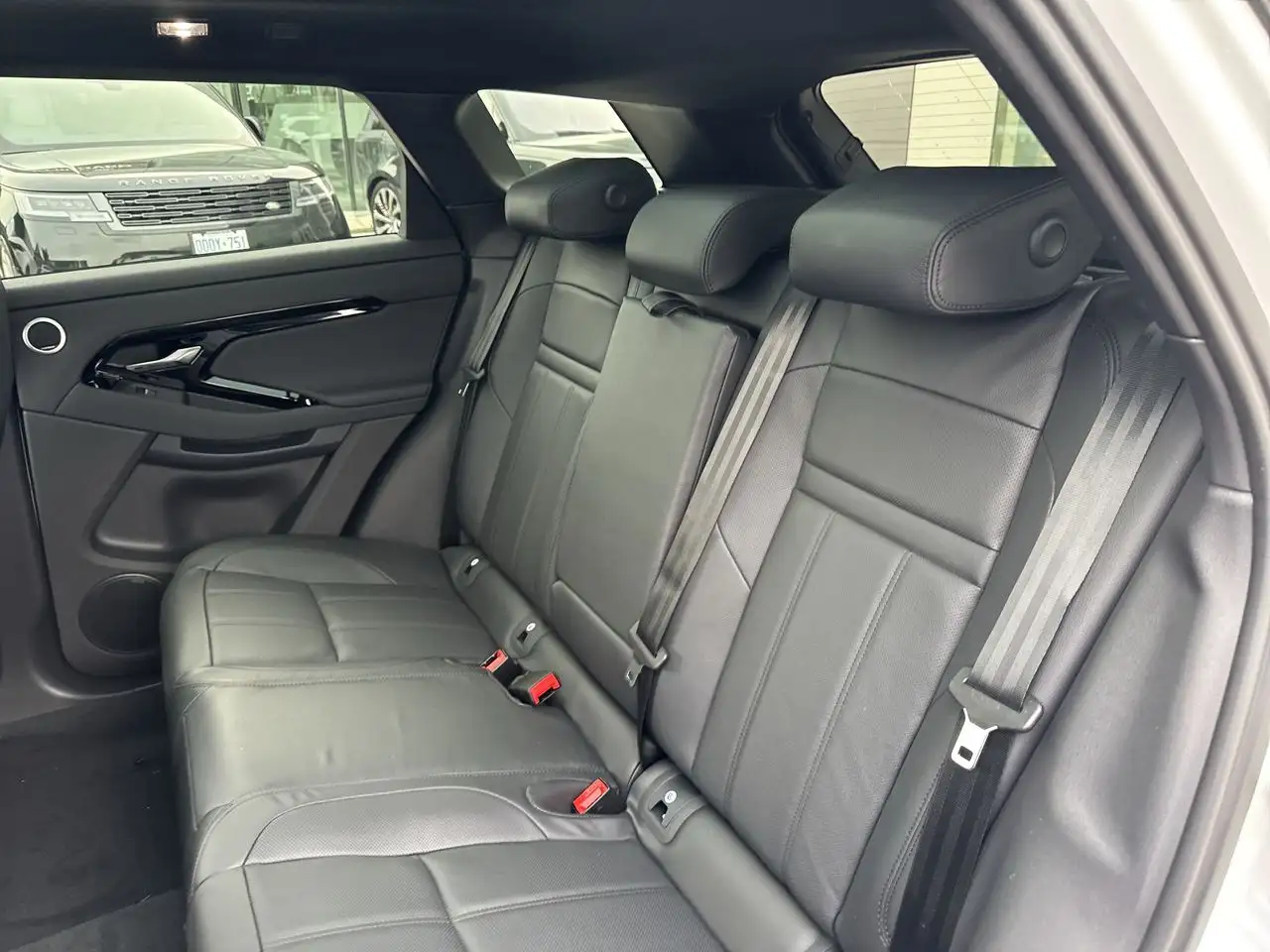 Land Rover Range Rover Evoque снимка Land Rover Range Rover Evoque