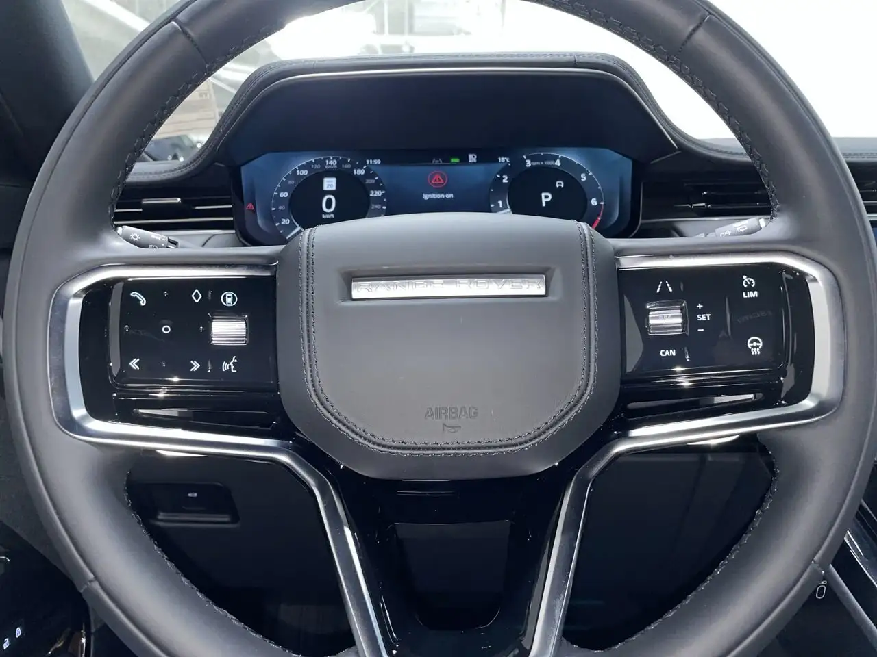 Land Rover Range Rover Sport снимка Land Rover Range Rover Sport