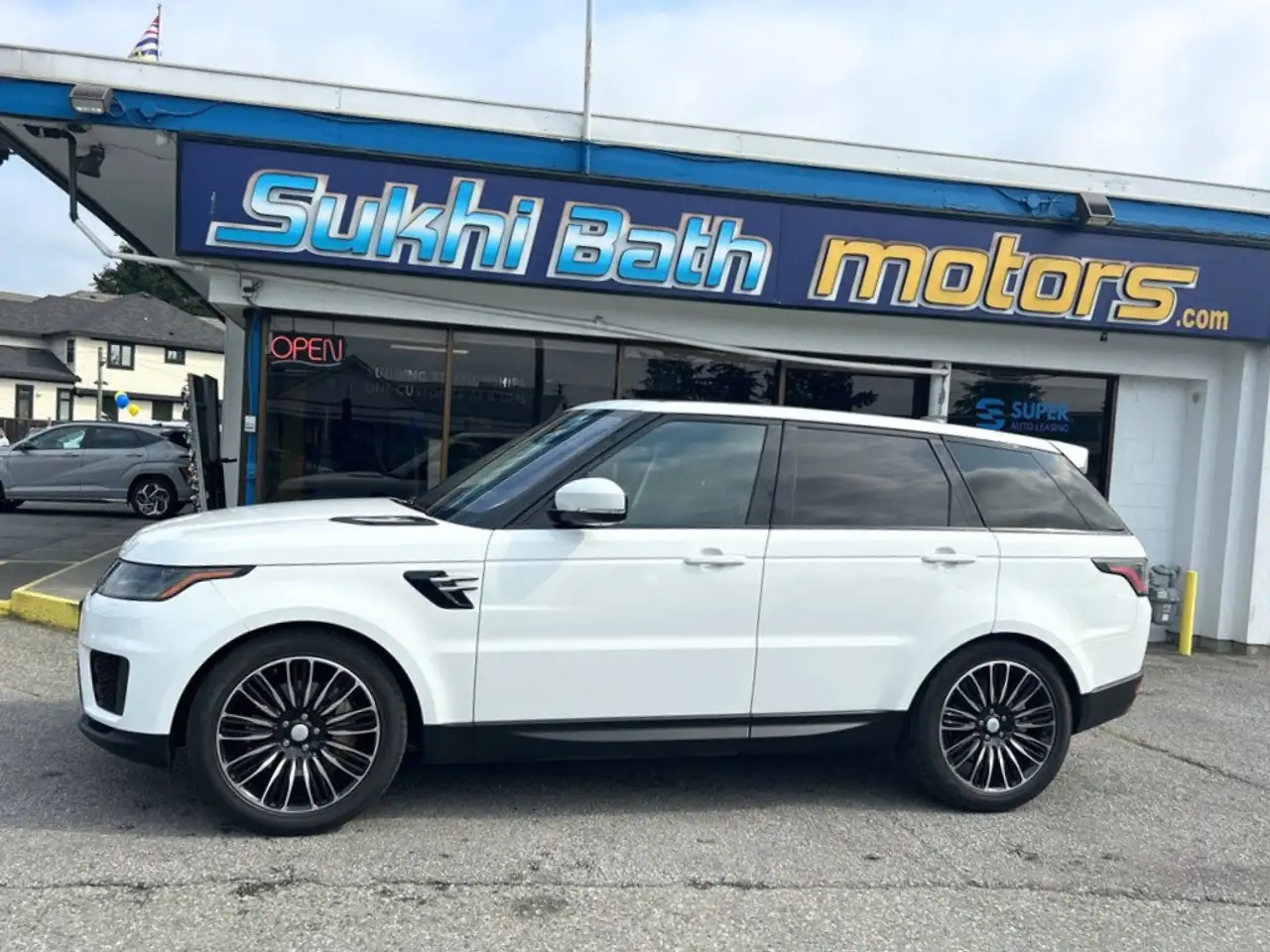 Land Rover Range Rover Sport снимка Land Rover Range Rover Sport