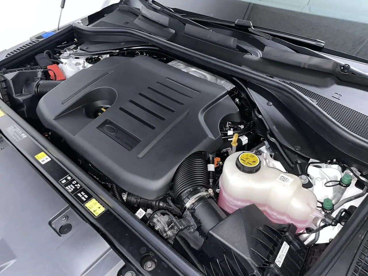 Land Rover Range Rover Sport снимка Land Rover Range Rover Sport
