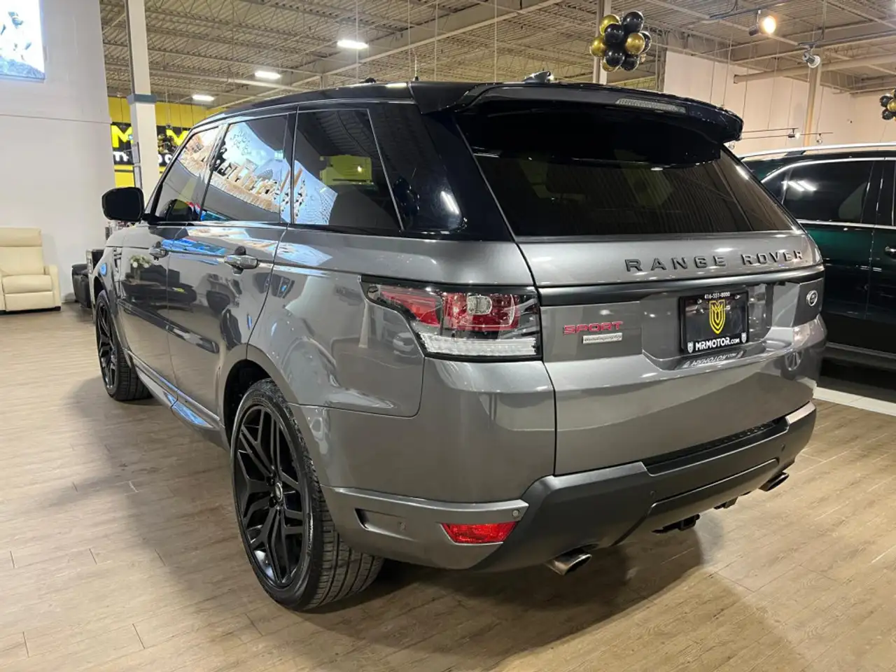 Land Rover Range Rover Sport снимка Land Rover Range Rover Sport