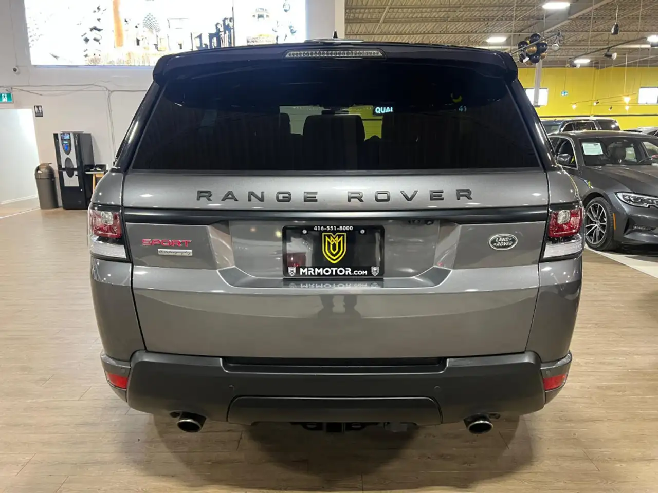 Land Rover Range Rover Sport снимка Land Rover Range Rover Sport