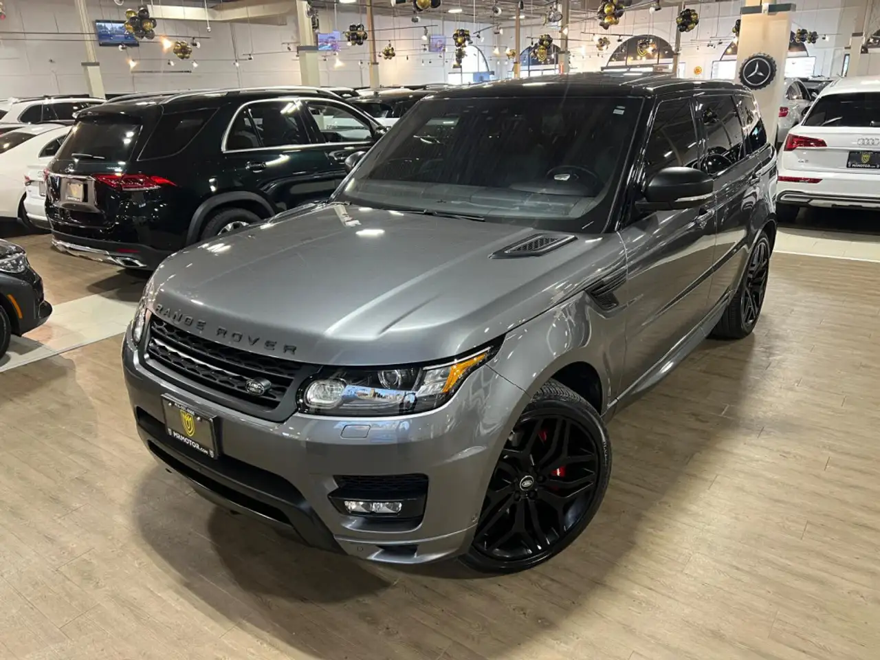Land Rover Range Rover Sport снимка Land Rover Range Rover Sport