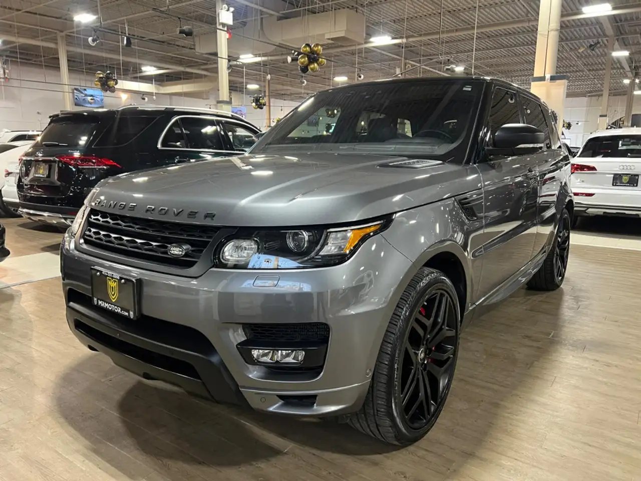 Land Rover Range Rover Sport снимка Land Rover Range Rover Sport