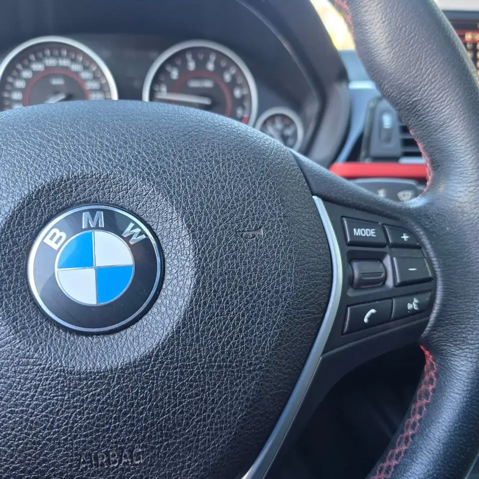BMW 3 Series fotografie BMW 3 Series